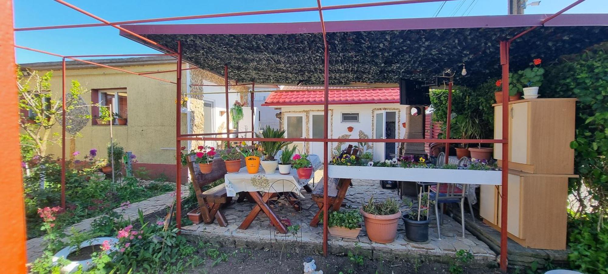 Casa Stefan Hotel Douăzeci şi Trei August Kültér fotó