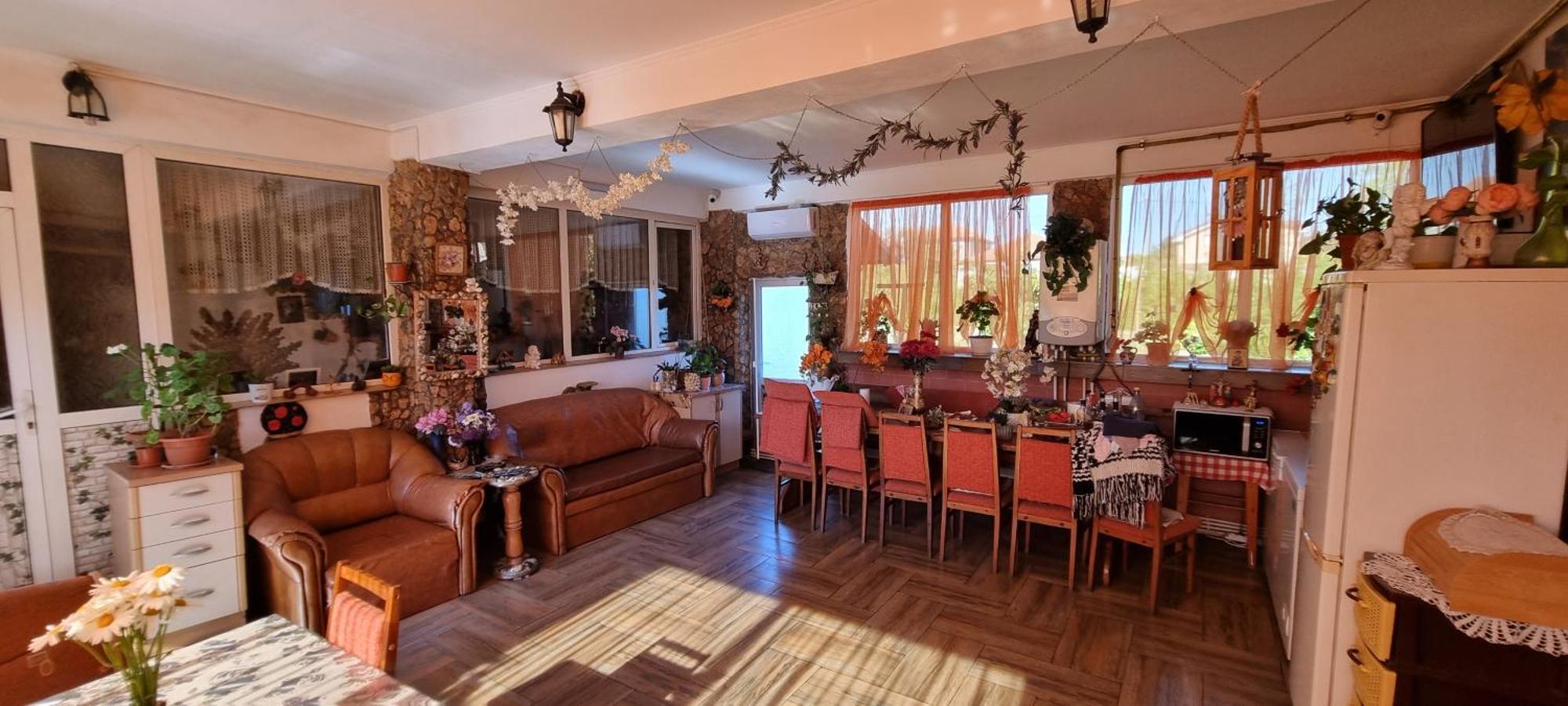 Casa Stefan Hotel Douăzeci şi Trei August Kültér fotó